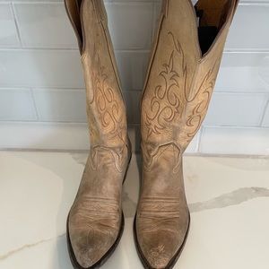 Womens Nocona Boots Sz 6.5. Cowboy Boots